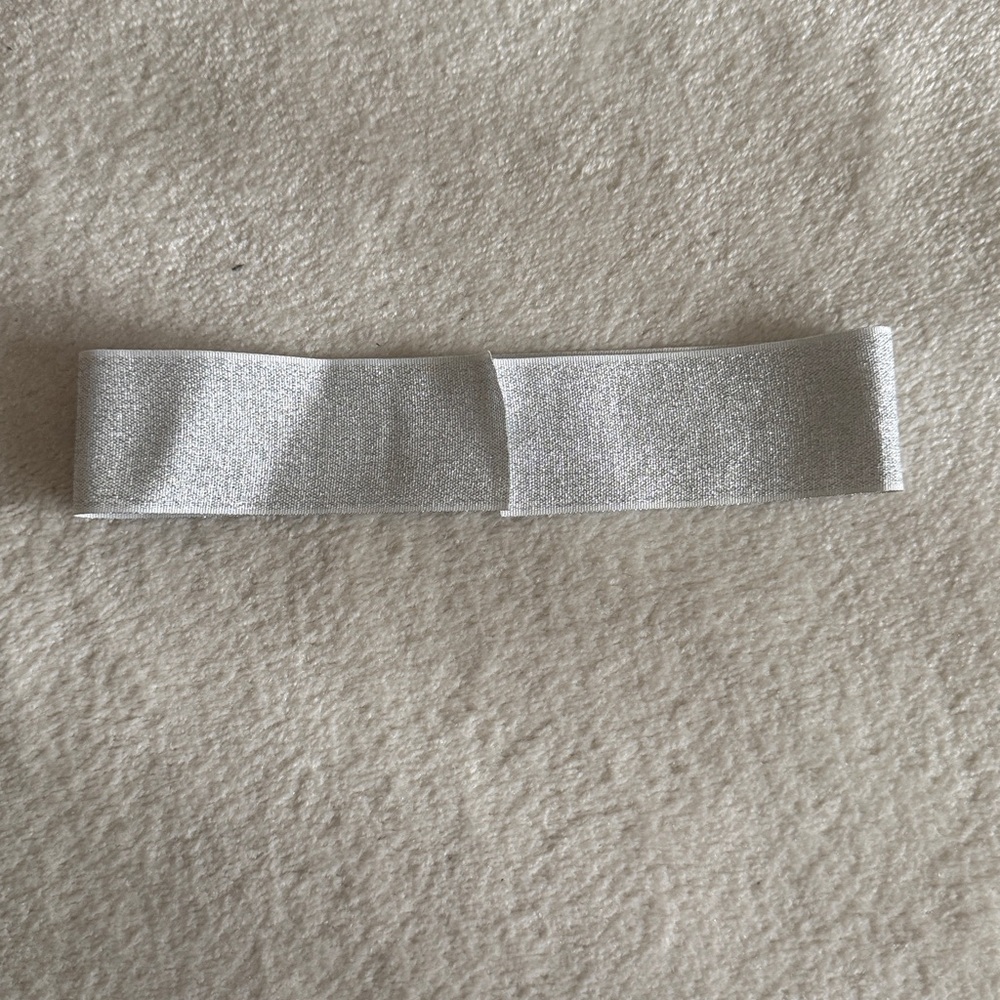 Givenchy Metallic Ribbon - Picture 2 of 7